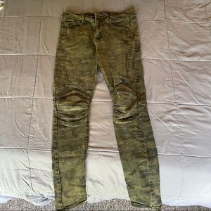 Forever 21 Mens Camo Jeans